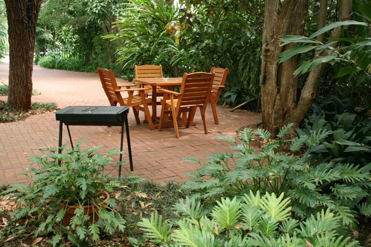 Selati 103 Guest Cottages มาเลเลน ภายนอก รูปภาพ