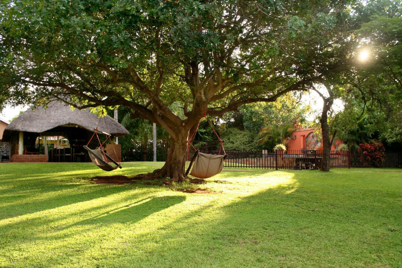 Selati 103 Guest Cottages มาเลเลน ภายนอก รูปภาพ