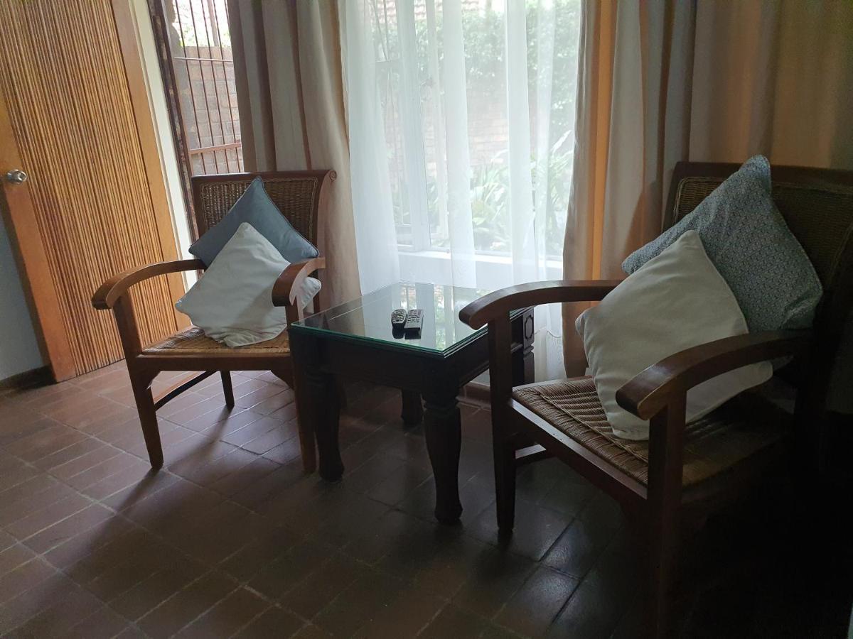Selati 103 Guest Cottages มาเลเลน ภายนอก รูปภาพ