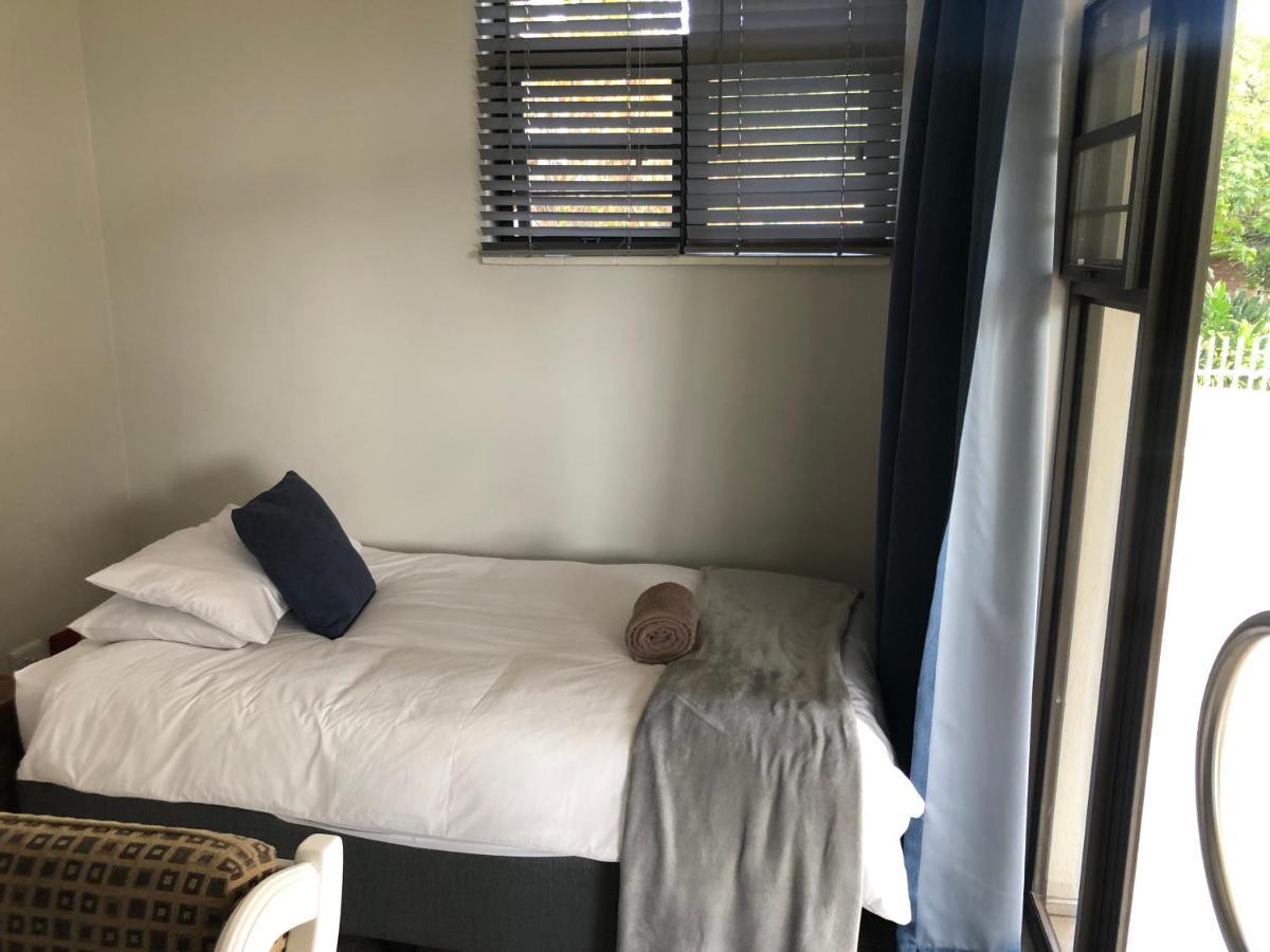 Selati 103 Guest Cottages มาเลเลน ภายนอก รูปภาพ