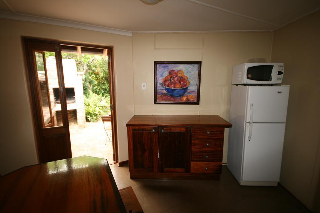 Selati 103 Guest Cottages มาเลเลน ภายนอก รูปภาพ